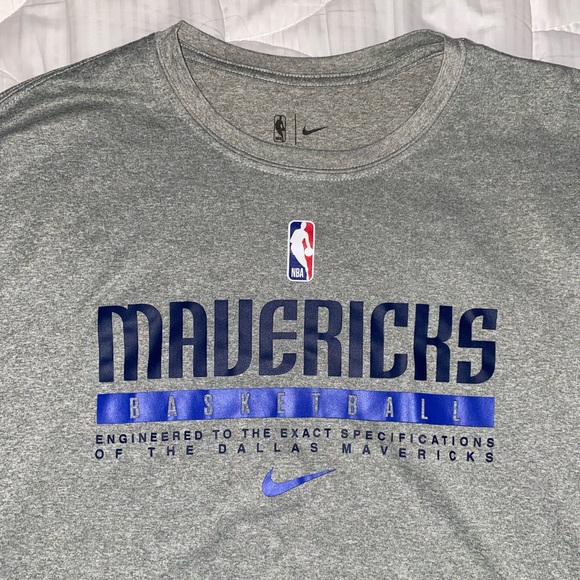 Nike Other - Nike Long Sleeve Shirt